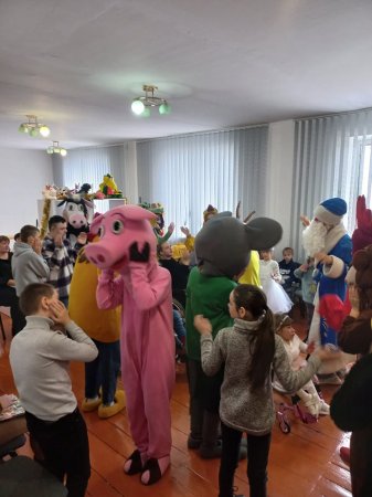 Новорічні вітання для вихованців ІРЦ