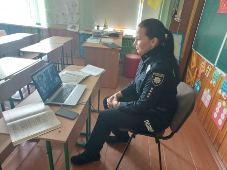 Онлайнзустріч з Сніткою Т.П. та психологом Бараном А.В.