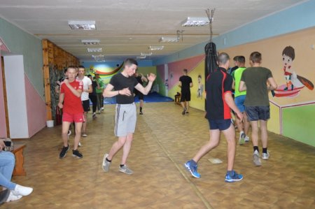 Показове заняття з кікбоксингу