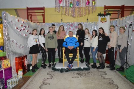 НОВОРІЧНІ КАЗКИ