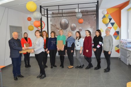 Цифрові девайси для ліцею