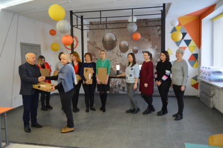 Цифрові девайси для ліцею