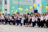 У школах України знову будуть викладати на двох мовах
