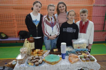 Благодійний ярмарок