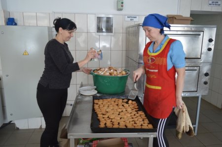Колектив ліцею продовжує свою волонтерську діяльність.