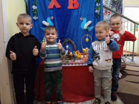 Великодня виставка