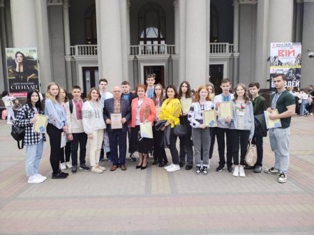 Підсумкова сесія Рівненської Малої академії наук учнівської молоді 2022-2023н.р.