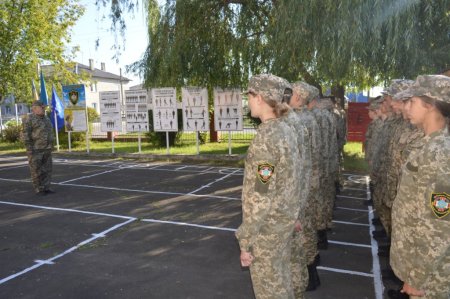 Перше практичне заняття учнів військово-спортивного профілю
