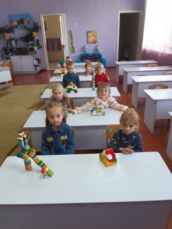 Гурток з LEGO конструювання