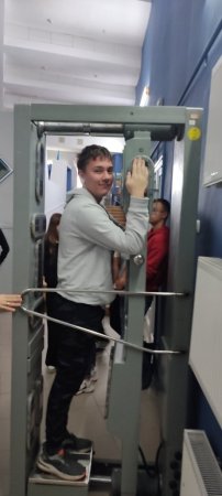 “ЯДЕРНА ШКОЛА РАЕС”