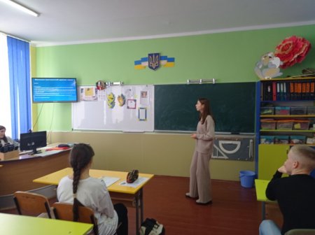 захист творчих робіт з  математики