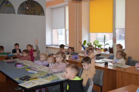 Уроки в кабінеті дистанційного навчання