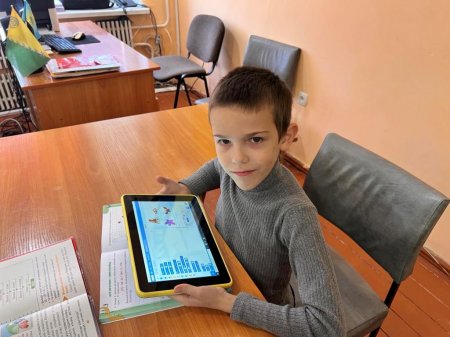 Уроки в кабінеті дистанційного навчання