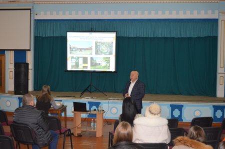 ЗУСТРІЧ З БАТЬКАМИ МАЙБУТНІХ ПЕРШОКЛАСНИКІВ