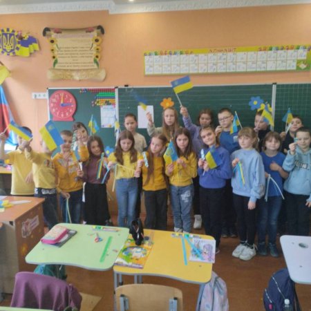 КОЛЬОРОВИЙ ТИЖДЕНЬ ПОЧАТКОВОЇ ШКОЛИ