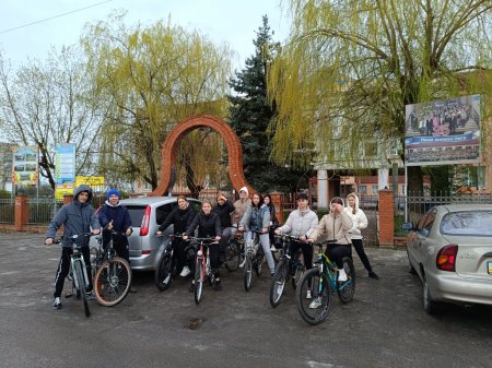 Велопробіг учнів 10-В та 7-Б класів