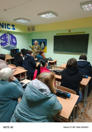 Семінар для вчителів: поєднання педагогічних навичок і практичної підготовки до екстрених ситуацій