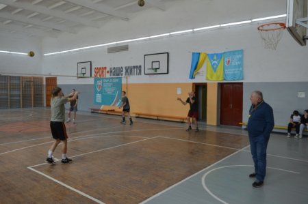Підготовка до участі у змаганнях з волейболу