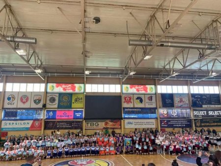 Яскравий виступ команди «Red move» на IV етапі Всеукраїнських змагань з черліденгу!