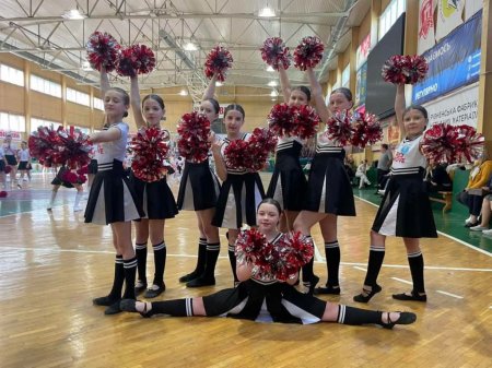 Яскравий виступ команди «Red move» на IV етапі Всеукраїнських змагань з черліденгу!