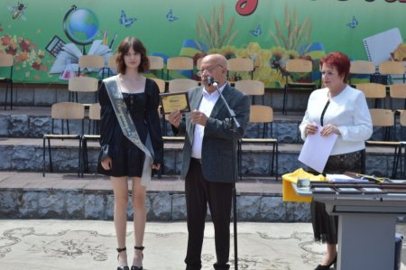 Святковий випускний у ліцеї: 105 випускників отримали свідоцтва