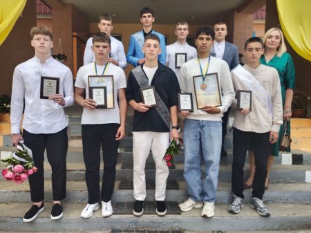 Святковий випускний у ліцеї: 105 випускників отримали свідоцтва