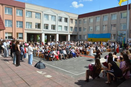 Святковий випускний у ліцеї: 105 випускників отримали свідоцтва