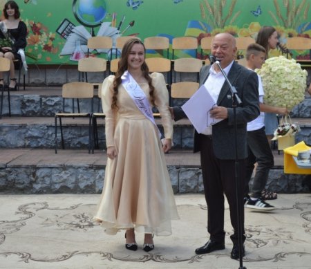 Святковий випускний у ліцеї: 105 випускників отримали свідоцтва