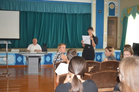 Зустріч вихованців пришкільного пансіону з директором ліцею
