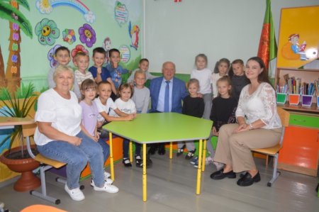 Зустріч директора з першокласниками