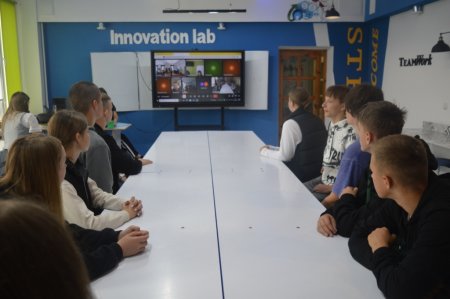 Настановча сесія МАН