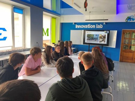 У ліцеї відзначили День захисників і захисниць України