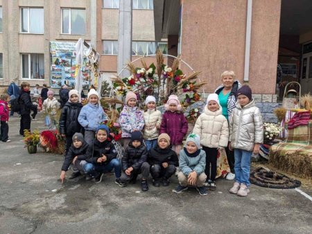 Ліцей у барвах осені