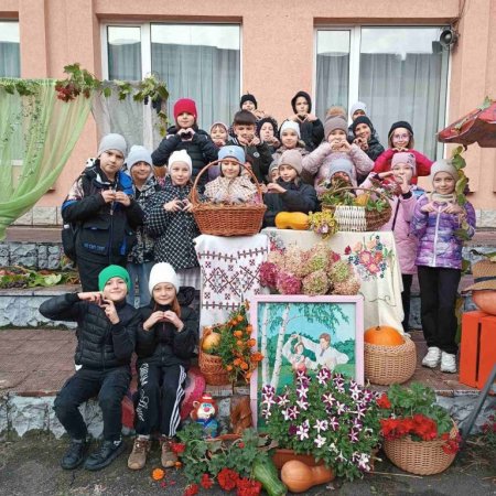 Ліцей у барвах осені