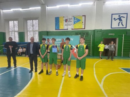 Команди Володимирецького ліцею «Колегіум» – серед призерів змагань з баскетболу 3х3