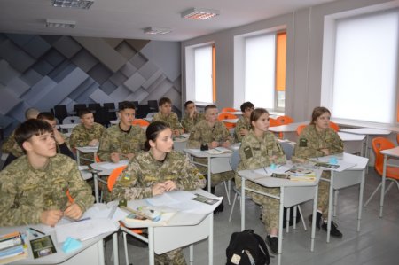 Профорієнтаційна зустріч випускників із представниками МЕГУ