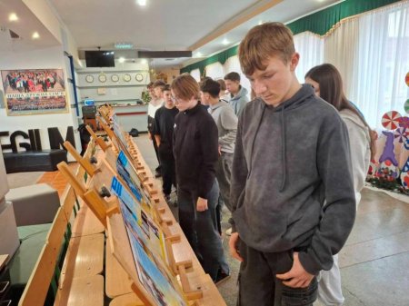 Вшановуємо наших Героїв