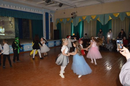 Святкове диво Миколая для учнів 1-х класів