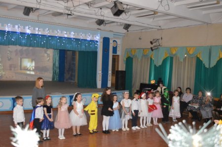 Святкове диво Миколая для учнів 1-х класів