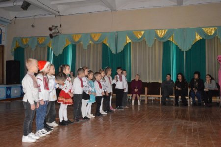 Святкове диво Миколая для учнів 1-х класів