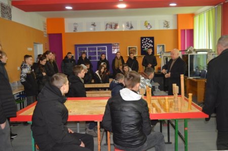 Профорієнтаційні зустрічі з дев’ятикласниками Володимирецької громади