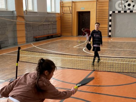 У ліцеї стартували тренування з піклболу для початкової школи