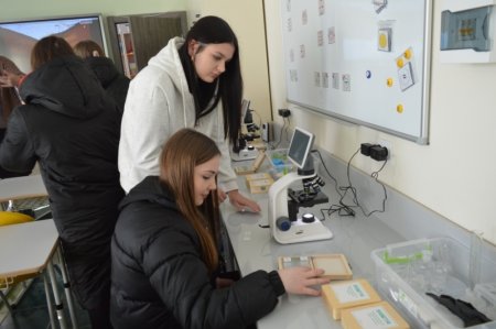 ПРОФОРІЄНТАЦІЙНА ЗУСТРІЧ З ДЕВ’ЯТИКЛАСНИКАМИ ВОЛОДИМИРЕЦЬКОЇ ГРОМАДИ