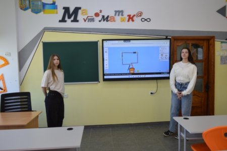 ПРОФОРІЄНТАЦІЙНА ЗУСТРІЧ З ДЕВ’ЯТИКЛАСНИКАМИ ВОЛОДИМИРЕЦЬКОЇ ГРОМАДИ