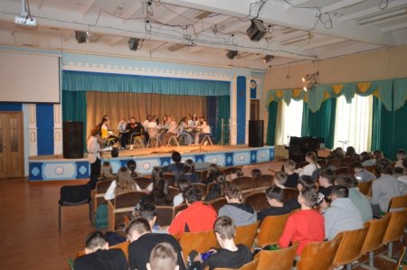 Мова нас єднає