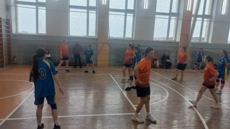 «Пліч-о-пліч Всеукраїнські шкільні ліги»